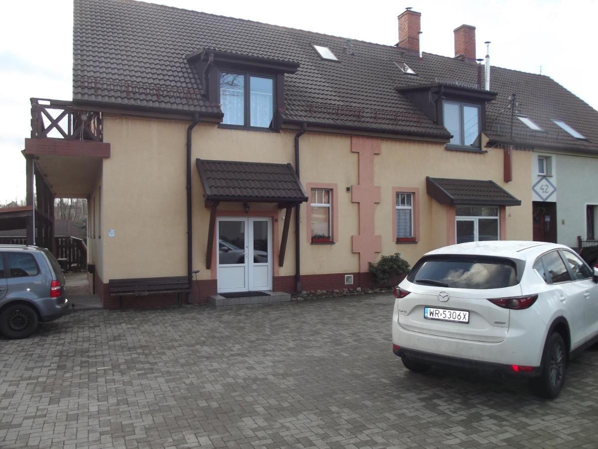 Kwatery 42 Jelenia Góra Kültér fotó